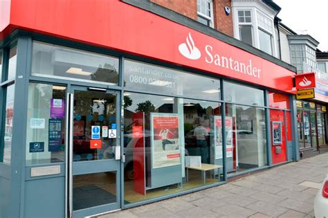 Santander Bank is here to help serve your financial needs, with branches and 2000ATMs across the Northeast and in Rhode Island, including many CVS Pharmacy locations. . Santander branches near me
